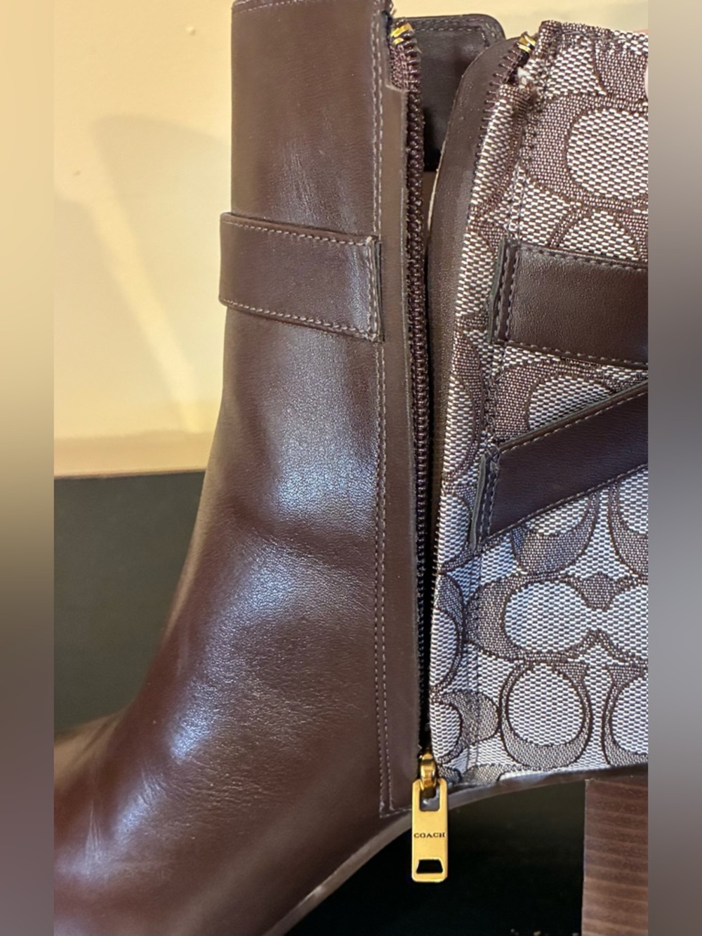 COACH Olivia Signature Jacquard Ankle Booties Brown Leather SZ. 9B - Picture 10 of 16